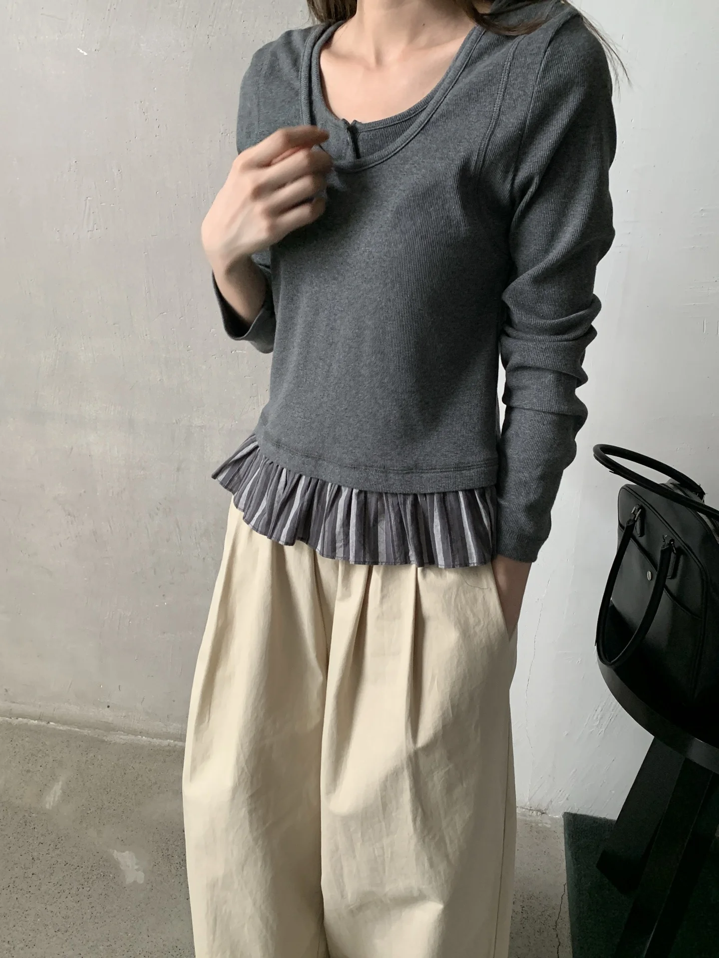 

Casual Sle Long Sve T-irt Women's Design Sense Early Autumn ter Splicing Pleated Top Casual Loose Fit round Ne