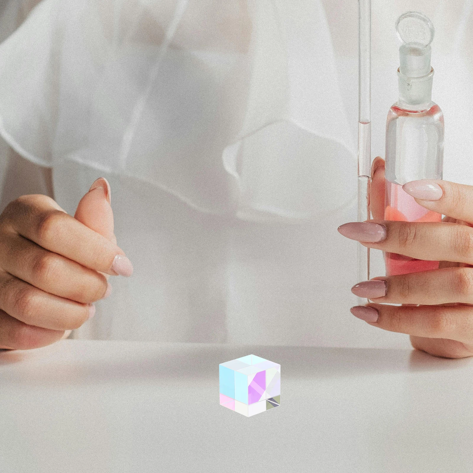 

Colored Cubic Optical Glass Small Prism Decoration Prisms for Science Balcony Clear Mini