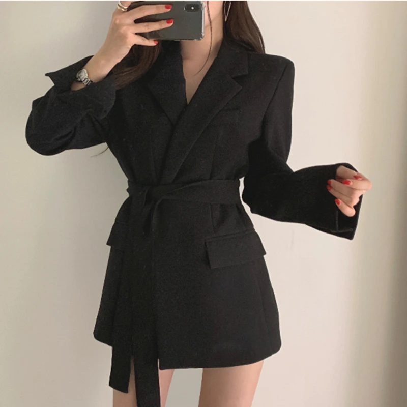 Versione coreana Blazer piccolo nero primavera autunno nuovo vestito Casual allentato tinta unita colletto su misura giacca da pendolarismo