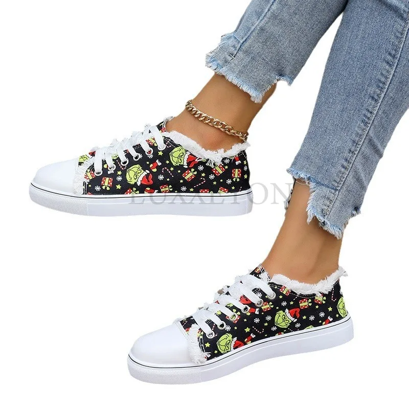 Christmas Elk Printed Canvas Shoes with Cotton for Warmth Comfort Breathability Fashion and Versatile Casual Board Shoes