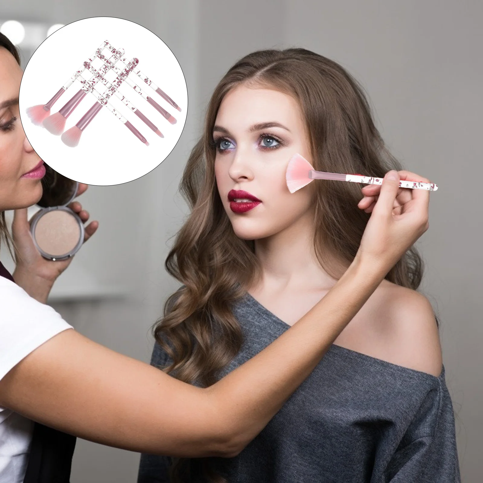 Set di pennelli per trucco professionale da 7 pezzi Strumenti portatili compatti Correttore per sfumare ombretti per il trucco del viso