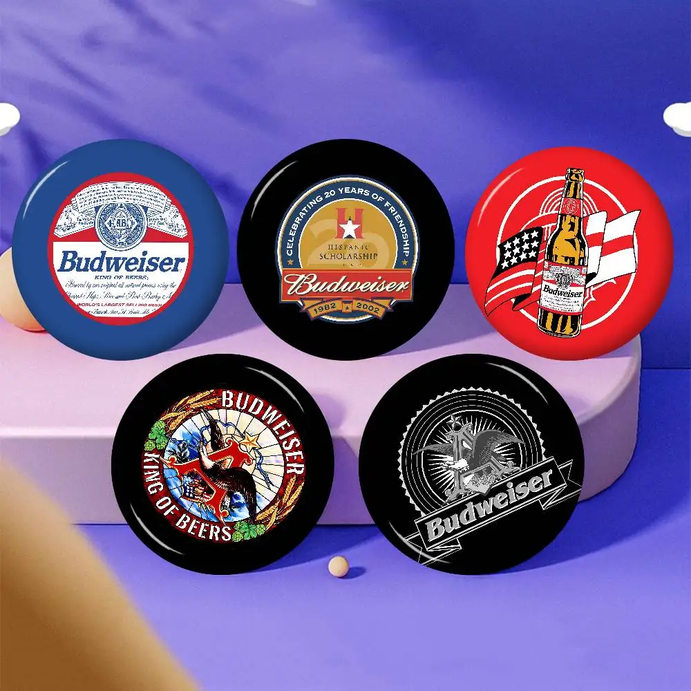 Beer Brand B-Budweiser Logo Creative Pins Funny Faces Round Snap-in Brooch Badge Backpack Hat Accessories Jewelry Gifts