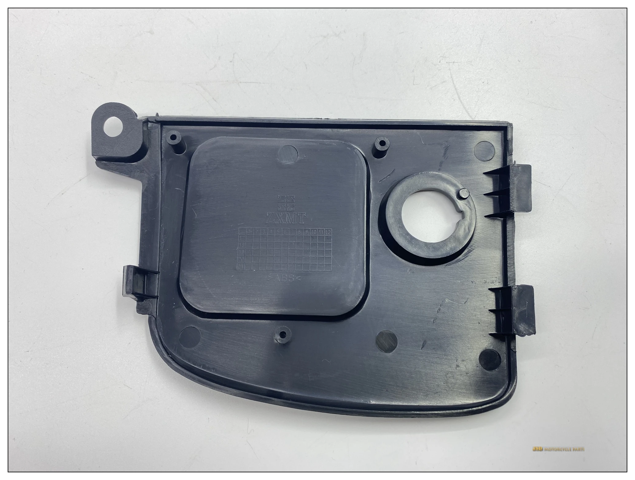 Applicable to Honda Jinyi gl1800 from 2001 to 2017 F6B right storage box cover/storage box small lock cover