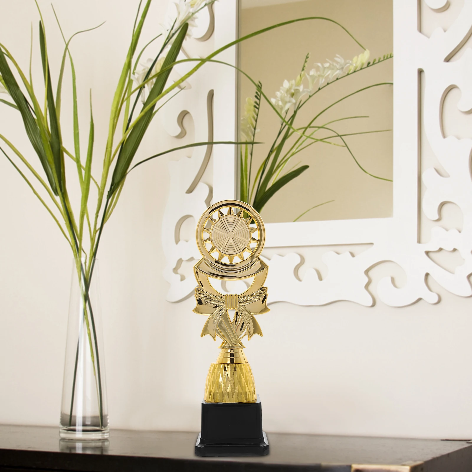 

Creative Award Trophy Durable Premium Plastic Competition Winner Prize Souvenir Decor Trophy For Kindergarten Graduation