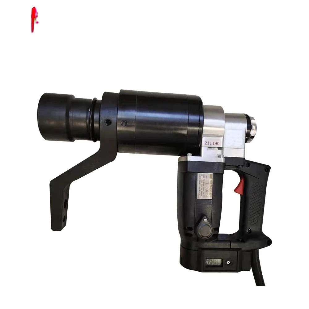 Torque Wrench with Pump Station for Moving Bolts