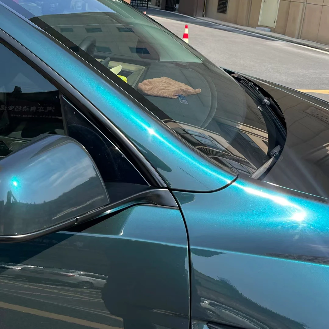 

Виниловая пленка PET Liner Qianshan Green Glossy Metallic Carbon Fiber для оклейки автомобилей