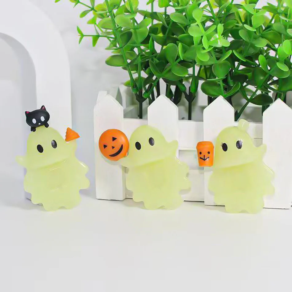 Nuevo Hipper Angel Halloween fantasma caja ciega ordenador teléfono móvil decoración adornos Kawaii Halloween Mini figura Anime modelo