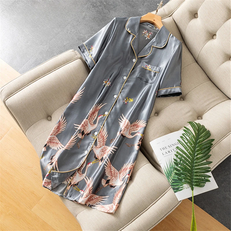 

Sexy Lingerie Silk Nightdress Short Sleeve Casual Nightgowns Women Clothing Set Summer Plus Size Loose Sleepshirts M-3XL