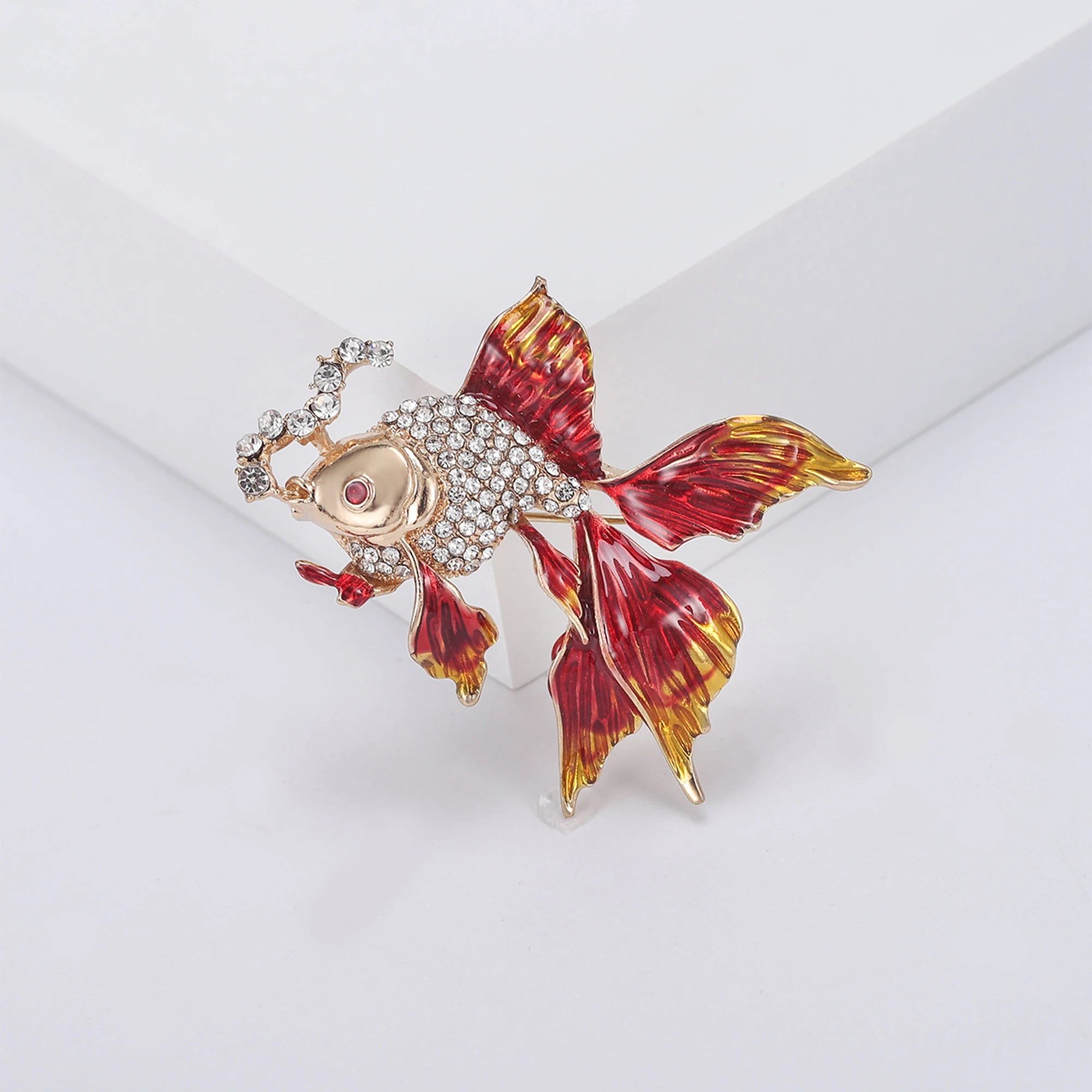 Rhinestone Goldfish Brooches for Women Unisex Fashion Animal Pins Office Party Friend Gifts Accessories