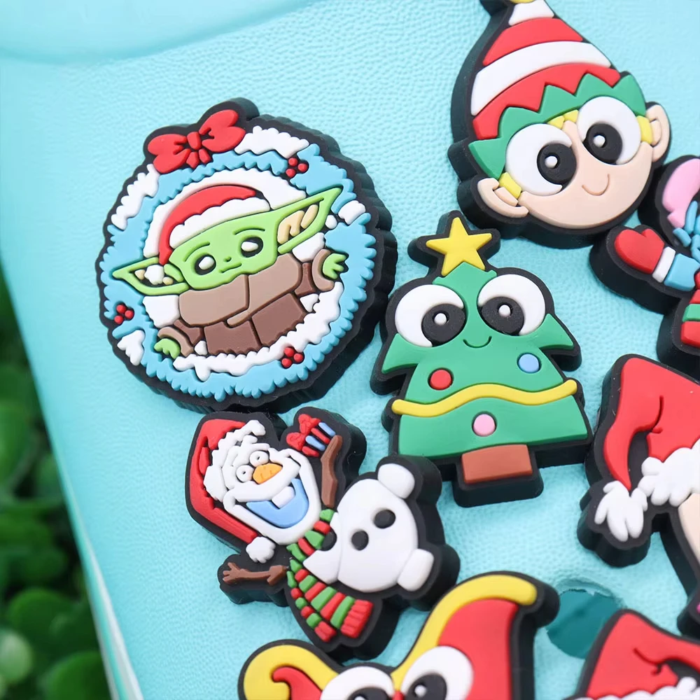 25-200 pièces Disney noël Cartoo chaussures breloques bricolage artisanat accessoires chaussure Jibbitz-Type breloques pour crocs-style enfants adultes cadeaux