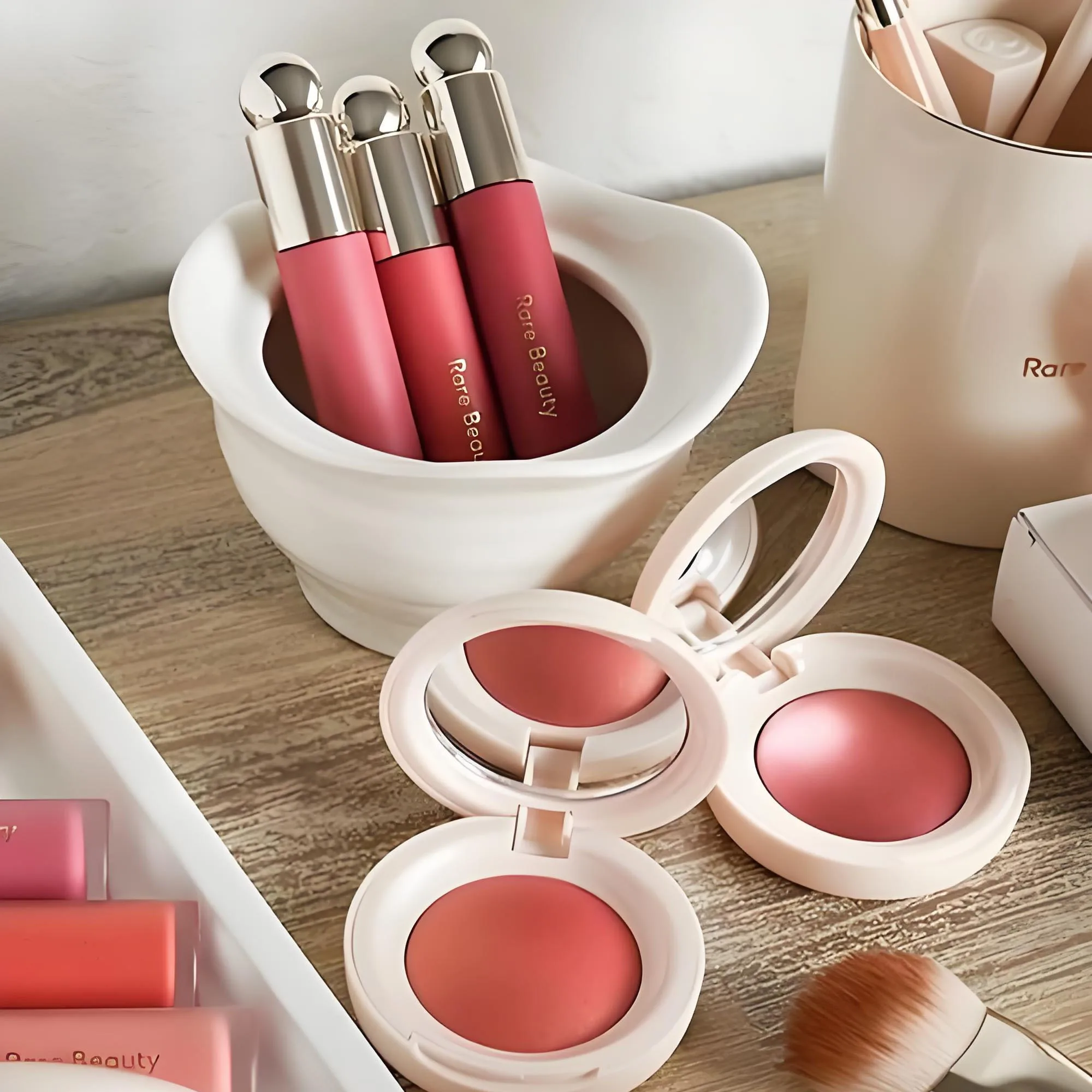 บลัชออนเนื้อลิควิดแบบร้อนพร้อมกระจกในตัว ลิปสติกเนื้อฉ่ำ บำรุงริมฝีปาก กันน้ำ ใช้ได้สองแบบ ลิปกลอสเนื้อแมทท์ พร้อมแป้งพัฟ