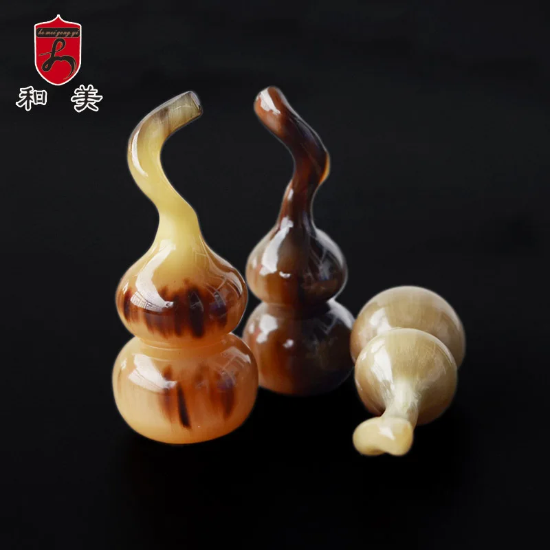 

Factory Hot Sale and Beautiful Decoration Natural Horn Gourd Special Crafts Creative More Sizes Decoration Chinese Wholesale