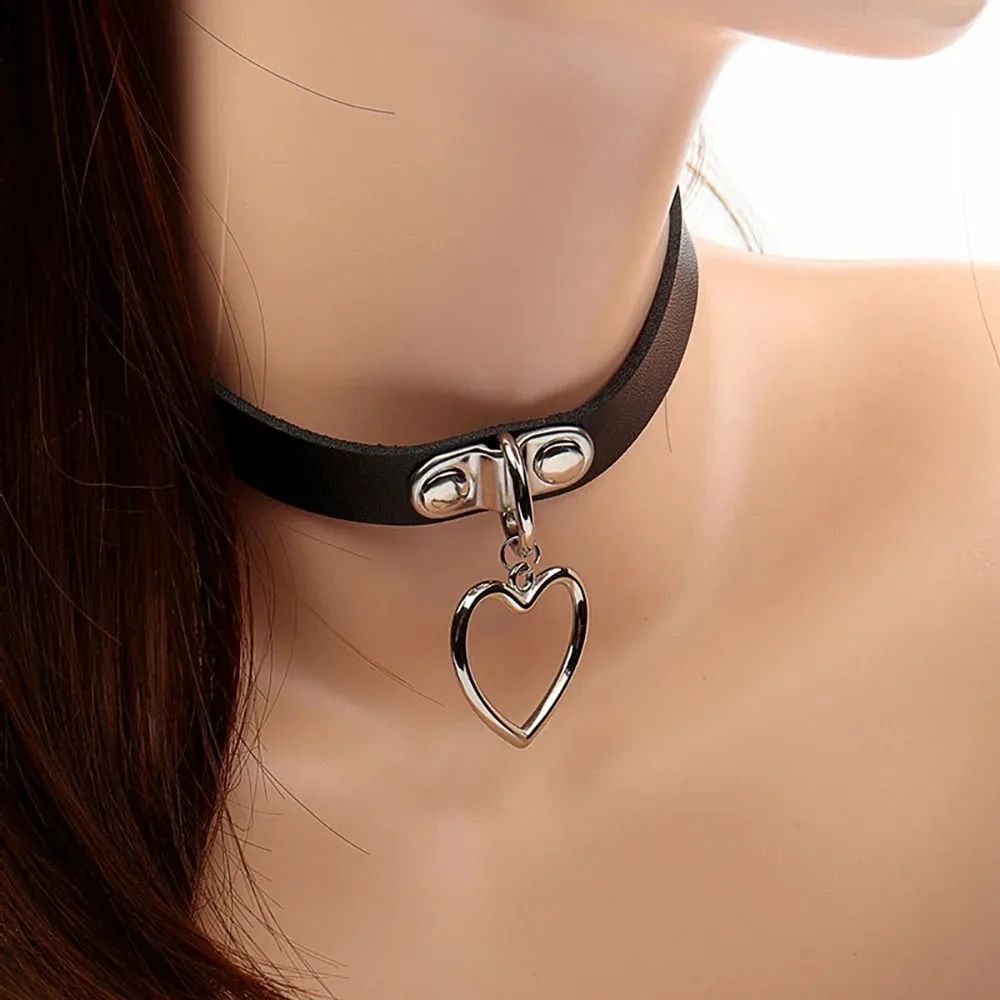 Pelle gotica Harajuku Trendy Sexy Vintage Heart Charm donna Punk Choker collana collare gotico ciondolo gioielli regalo