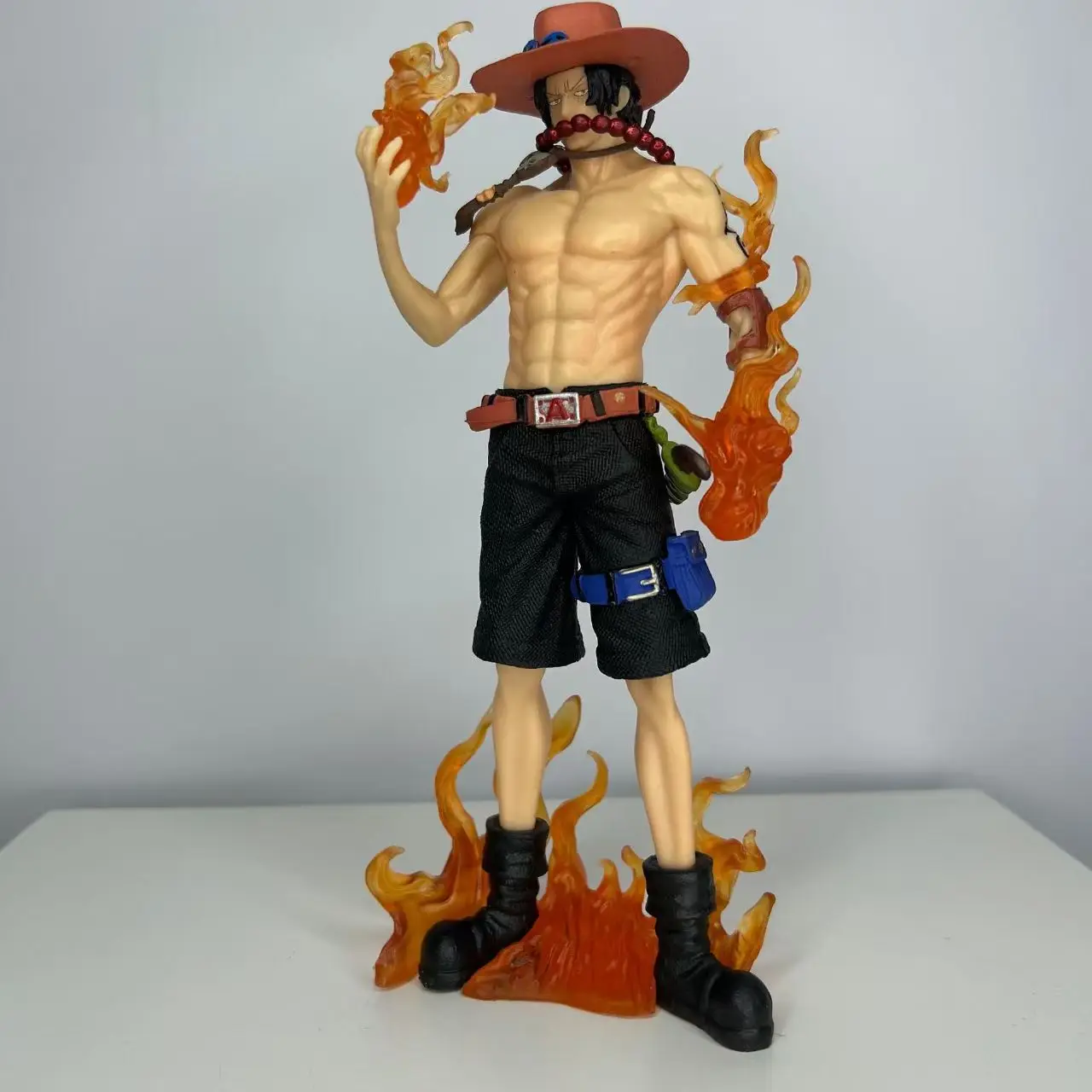 Anime Een Stuk Staande Houding Fire Fist Ace Action Figure Model PVC Desktop Decoratie PVC Speelgoed Pop Kinderen Verjaardagscadeau