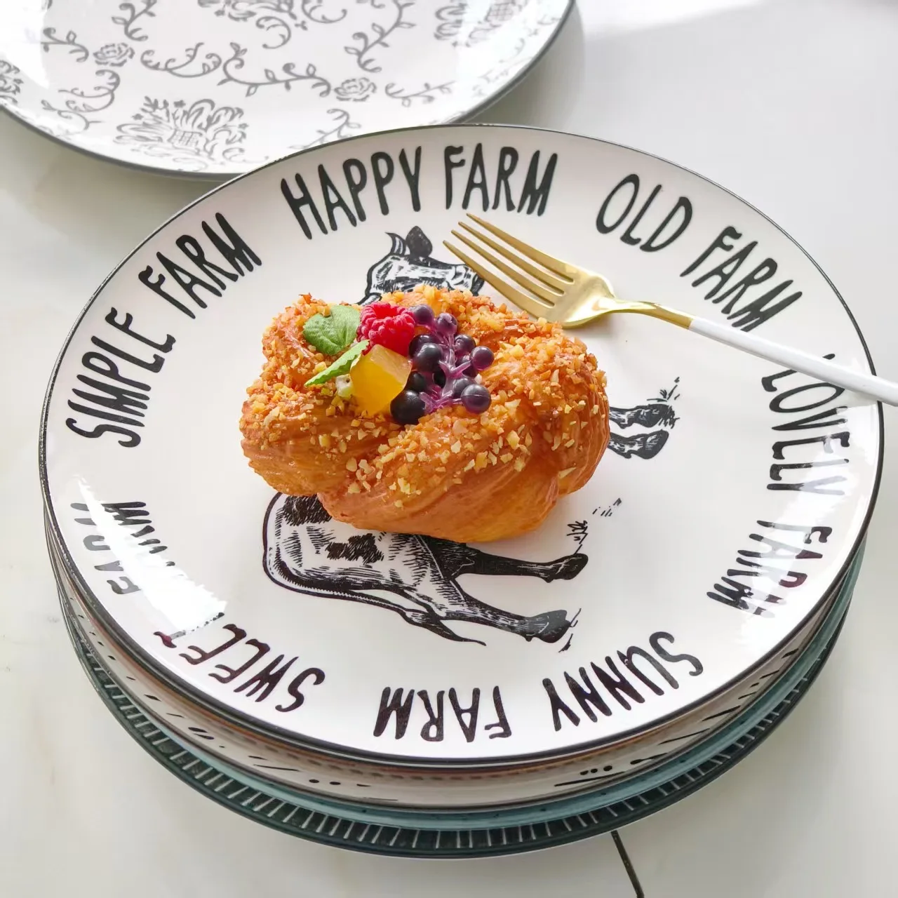 Pack of 2 Random Color 10.5 Inch Retro Large Flat Ceramic Dinner Plate, Household Steak Serving Plates Microwave Dishwasher Safe