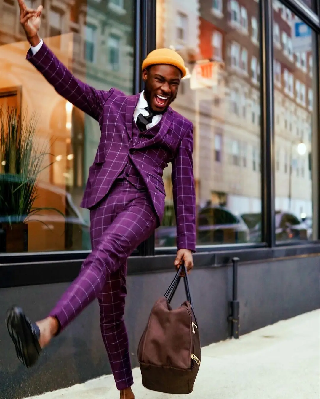 Esmoquin de boda a cuadros púrpura, traje de ajuste clásico, Blazer de fiesta a cuadros a medida, ropa Formal, 3 piezas