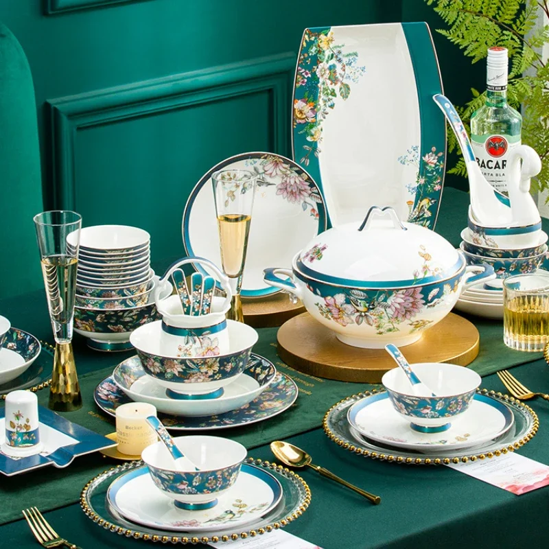 

Jingdezhen Bone China Tableware Suit Moving into the New House High-Grade Exclusive to the Royal Family