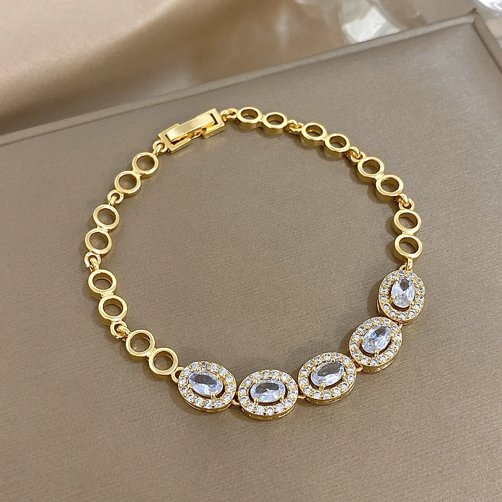 

Luxury Zircon Golden Plated Charm Bracelet for Women Elegant Sparkling Crystal Rhinestone Chain Bracelet Female Jewelry Gift New