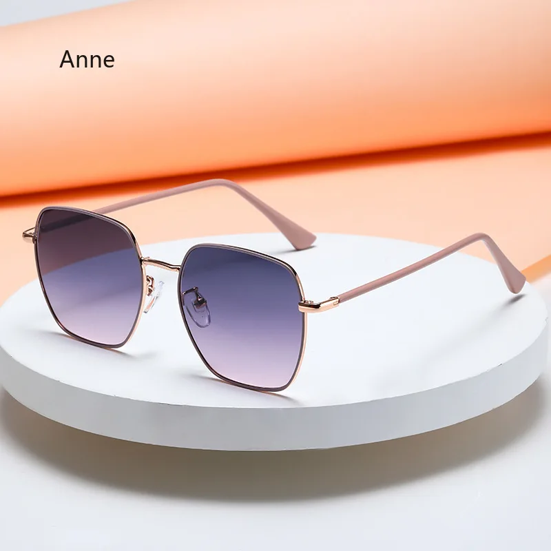 

Luxury Square Sunglasses Women Brand Glasses Retro Alloy Metal Frame Big Sun Designer Vintage Male Oculos Feminino gafas de sol