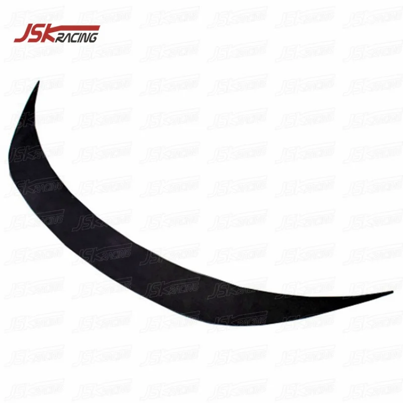 

Декоративная накладка на лобовое стекло из сухого углеродного волокна для F8 2019-2021 гг.