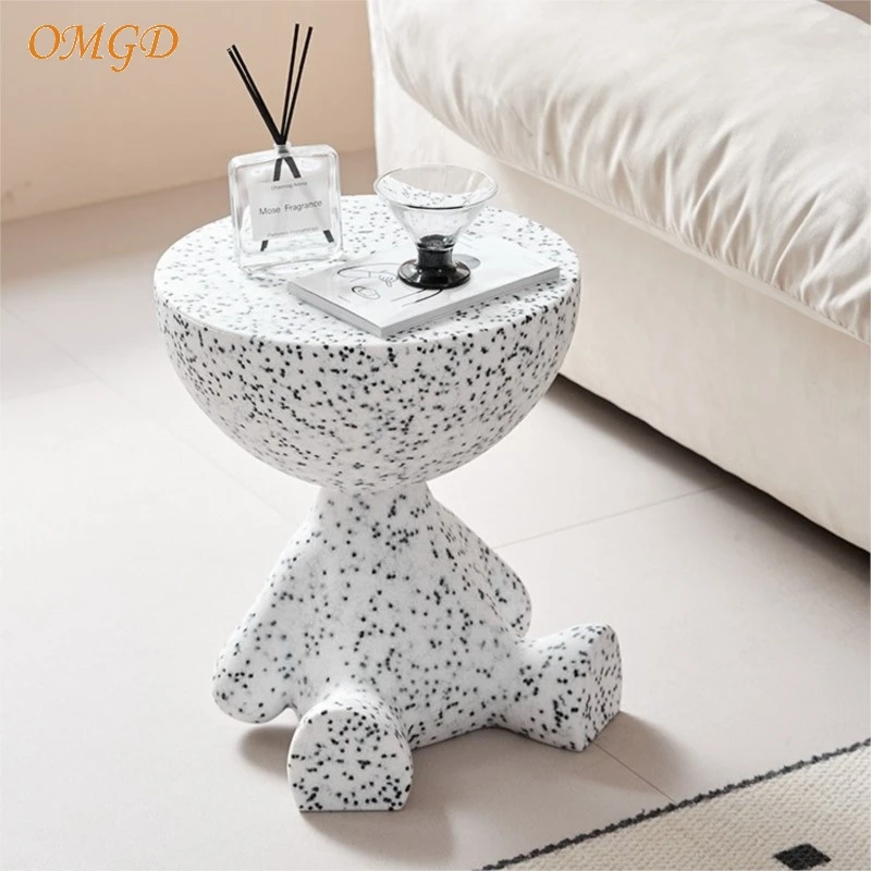 OMGD Creative Small Flat Living Room Household Small Coffee Table Lying Flat Sofa Side Table Balcony Bedside Small Tea Table image 3
