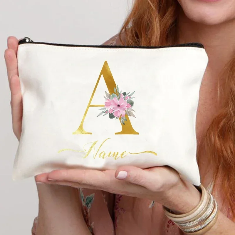 Bolsa de maquillaje con nombre personalizado para mujer, estuche de maquillaje con flor del alfabeto, bolsa de aseo nupcial, organizador de embrague, regalo de dama de honor, A-Z