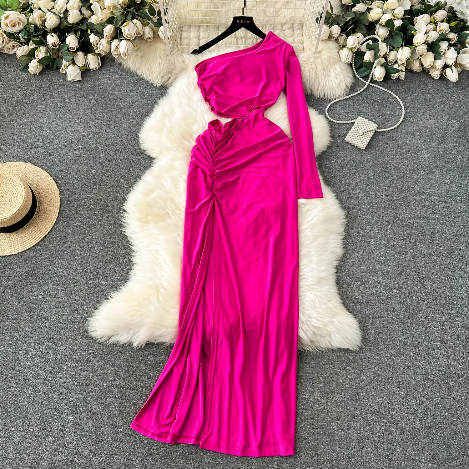 

Fashio Unique Long Bottom Dress Women Luxury Feast Party Dresses For Female Crowds Design Hollow Out Waist Split Elastic Dress