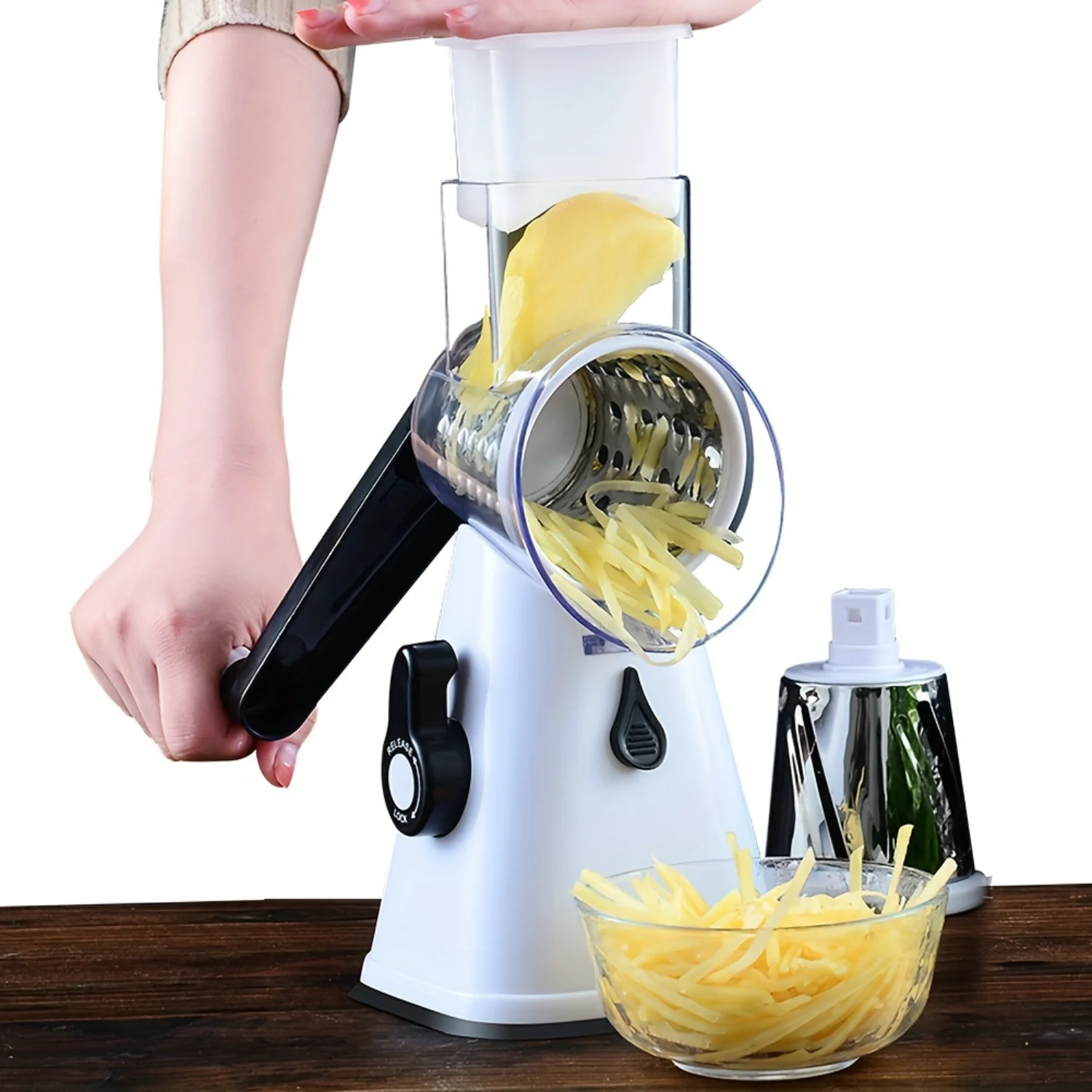 

Rotary cheese grater with 3 interchangeable blades for fruits, vegetables, nuts and other foods, the grater is easy to clean and