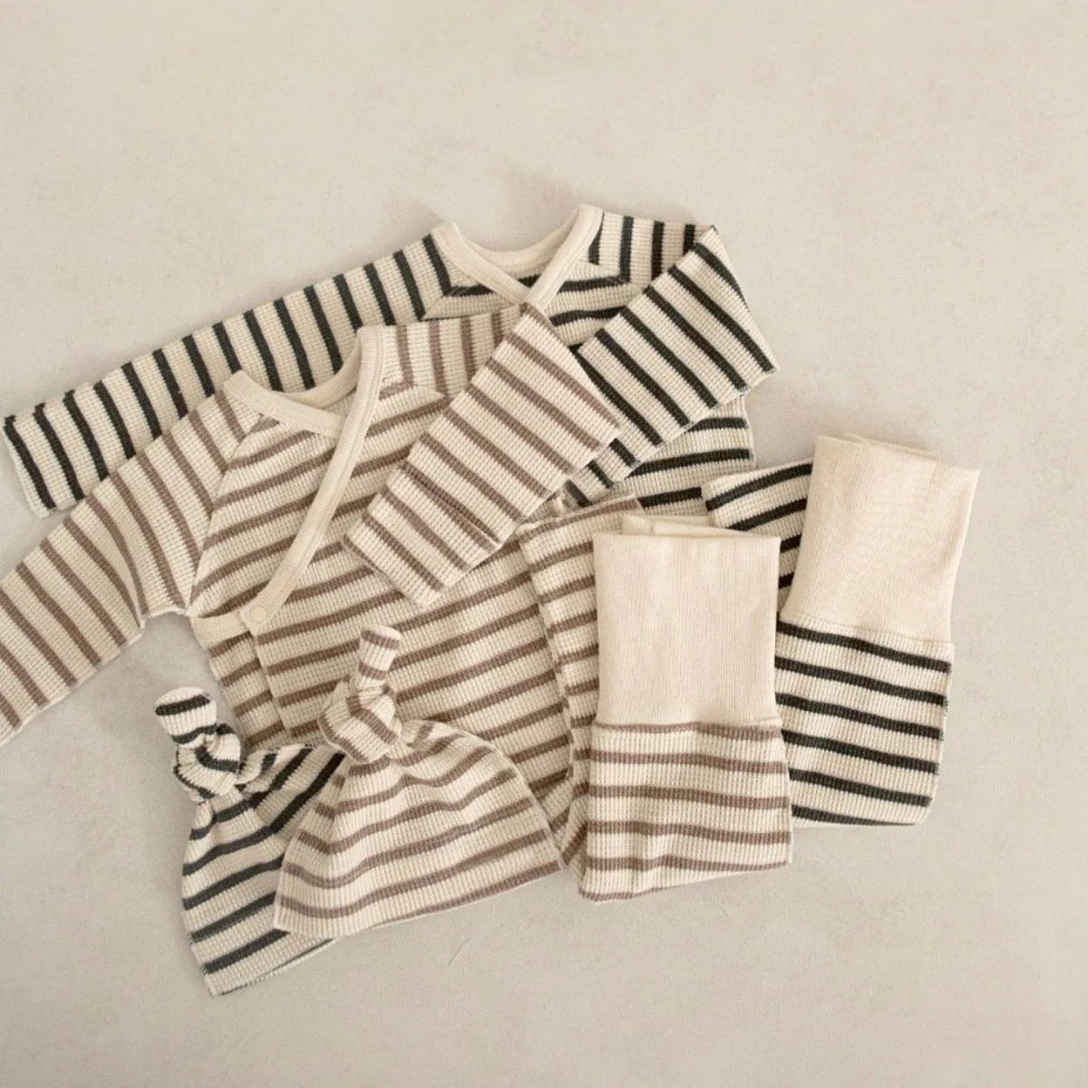 

2026 Spring New Baby Long Sleeve Clothes Set Infant Girl Striped Waffle Tops + High Waist Pants + Hat 3pcs Suit Toddler Outfits