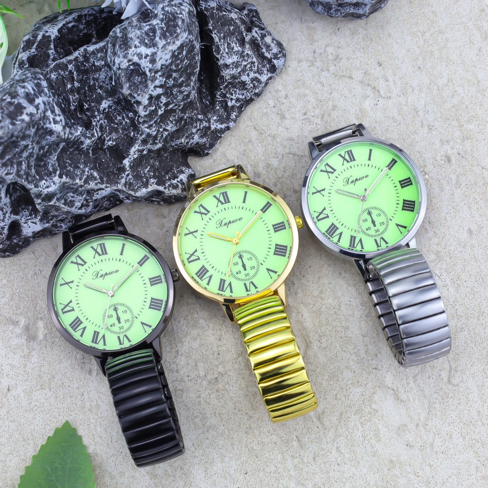 

Женские светящиеся часы с римскими цифрами, кварцевые часы с большим циферблатом и эластичным ремешком, часы для пожилых людей, повседневные простые часы