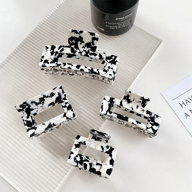 Beautiful Black White Hair Clips Acetate Material Cow Print Fashion Claw Clips Barrettes Woman Hair Accessories