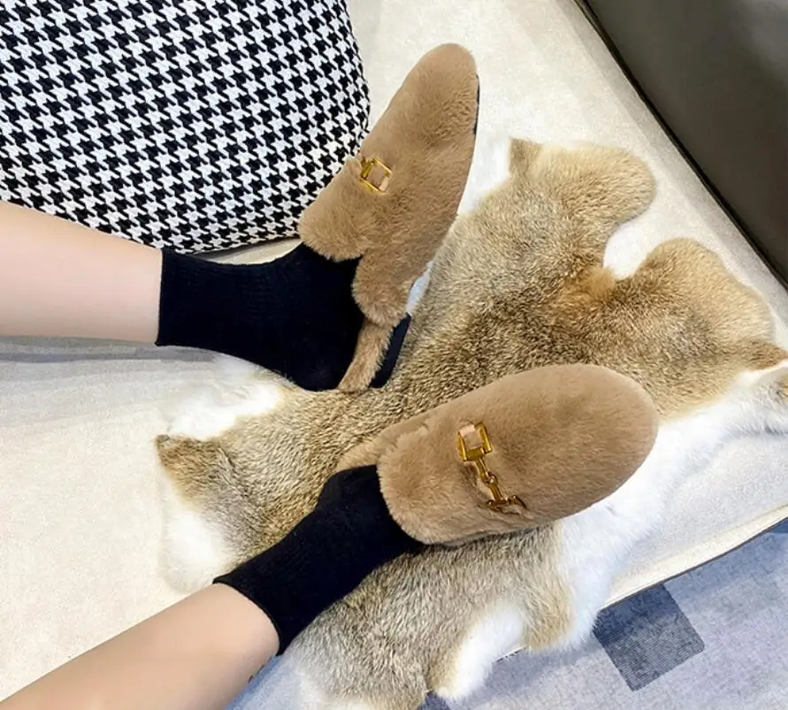 Women's Plush Flat Slippers Winter Home and Outdoor Shoes Metal Decorative Design Casual and Office Mules Large Size 41-44