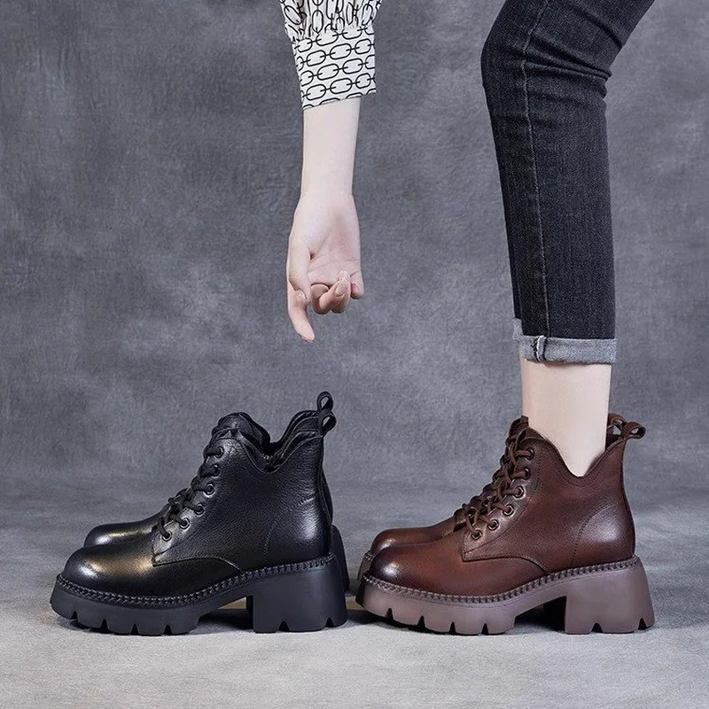 Retro Women & Girls Ankle Boots Winter And Autumn Fashion Female Thick-Soled Soft Leather Shoes Sports Casual Size 35-40