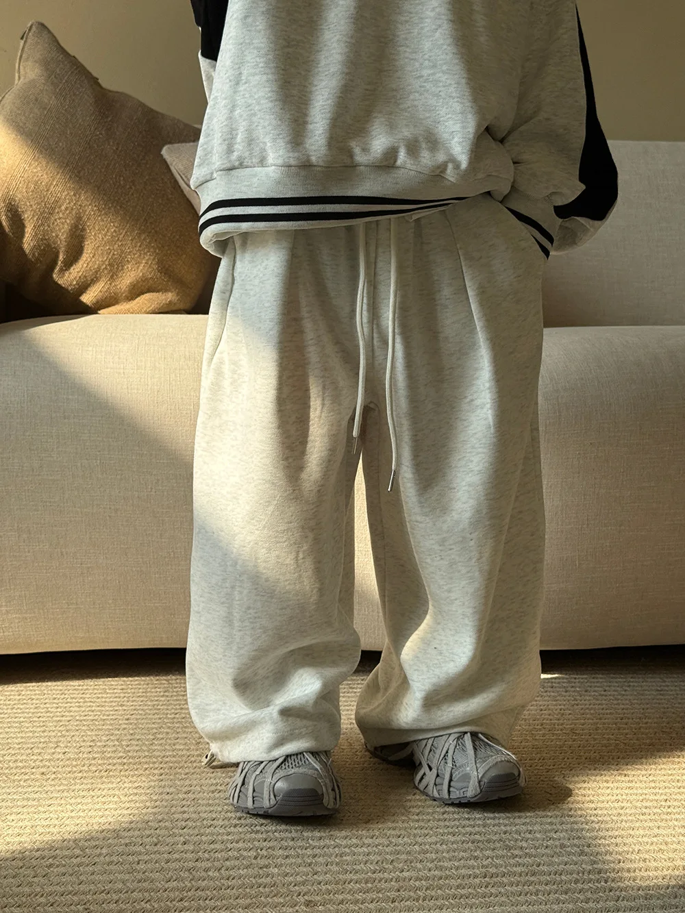 ملابس أطفال للأولاد سراويل تقليدية لربيع وصيف 2025 عصرية جديدة بلون سادة بسيطة للأطفال سراويل فضفاضة بسيطة بطول كامل