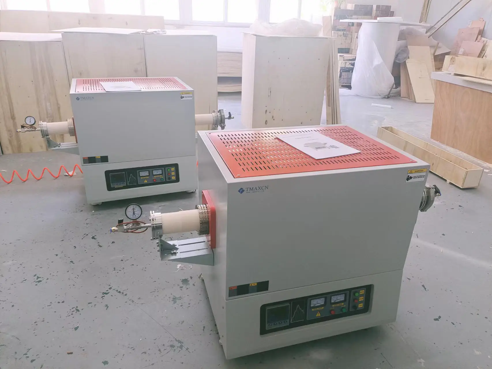 TMAX Brand High Temperature 1200C - 1800C Vacuum Tubular Furnace Tube Furnace with Multiple Tube Sizes