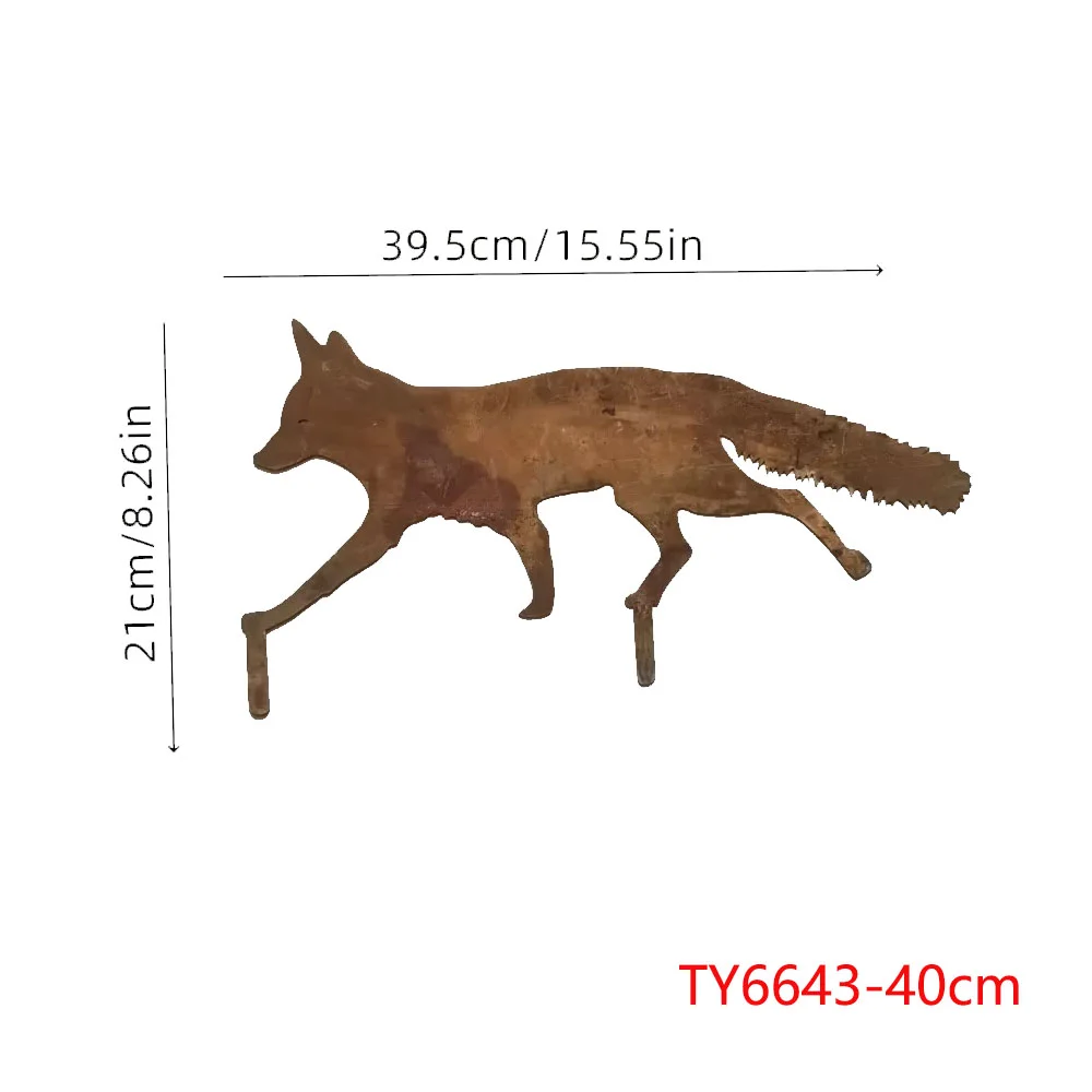 Outdoor Charm: Rustic Metal Fox Garden Stake – Delightful Halloween Decor, Functional Ornament for Yard Enhancement