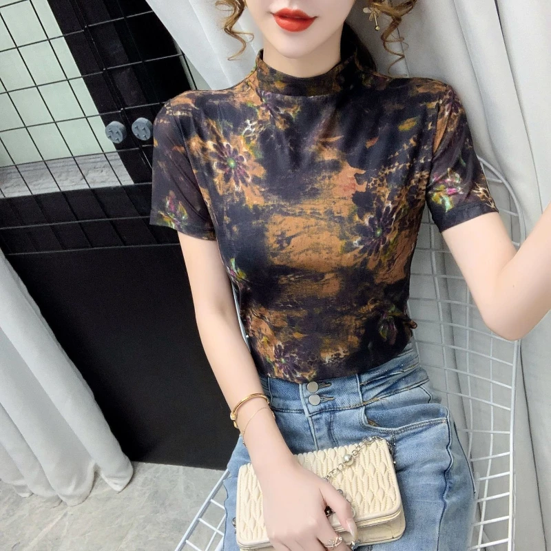 

Летняя женская футболка 2026 с цветочным принтом, сетчатая, с коротким рукавом, облегающая, модная, стильная, базовая модель