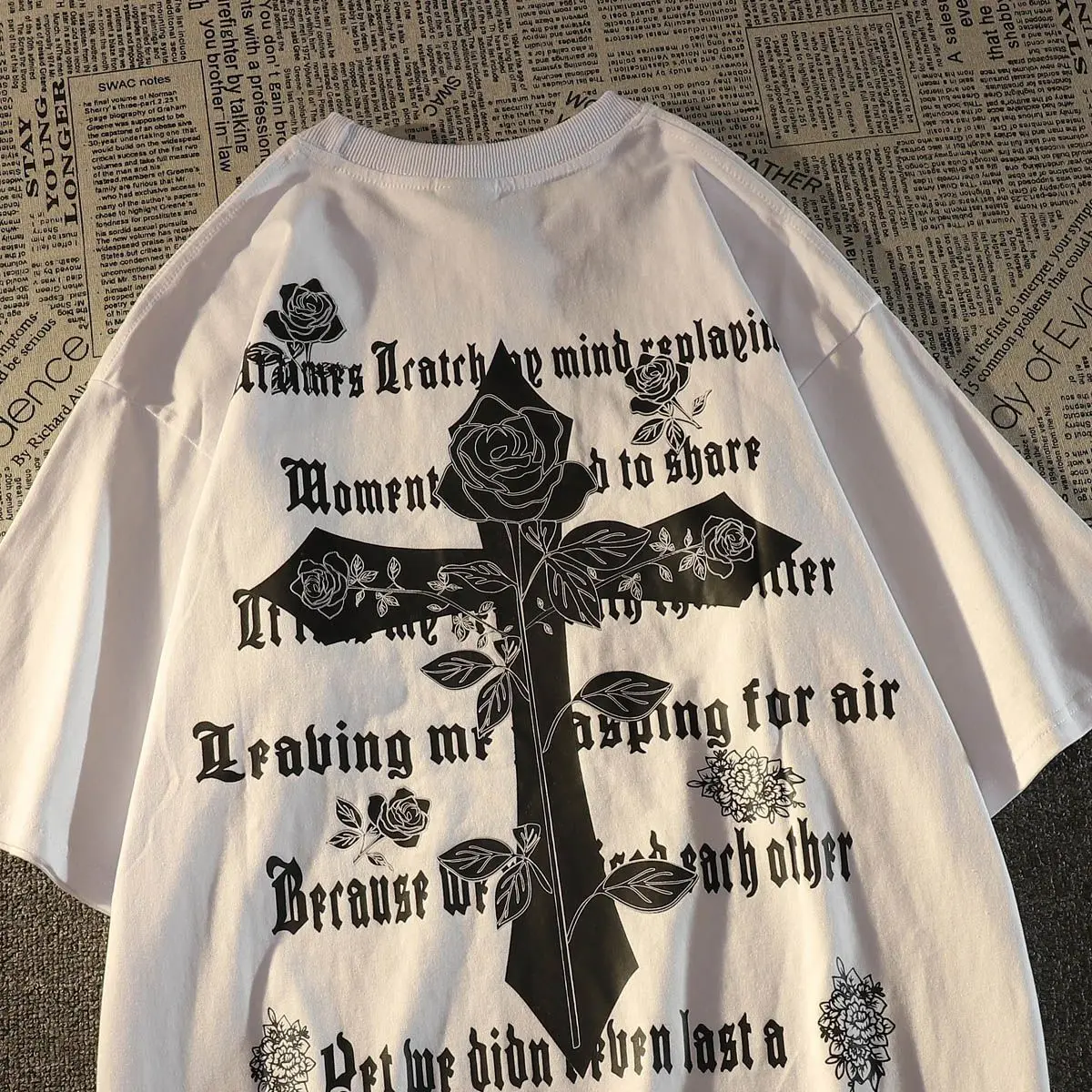 

Retro Dark Rose Cross Loose Trendy Summer T-shirt 100% Cotton Cool Comfortable Versatile Adult Men's Daily Wear Soft Breathable