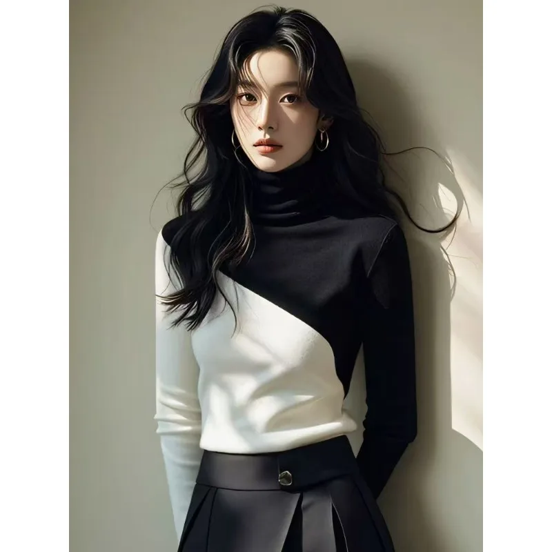 Long Sleeves Black and White Contrast T-shirt Autumn and Winter Advanced Western Style Fallow Match Choker Base Shirt Female