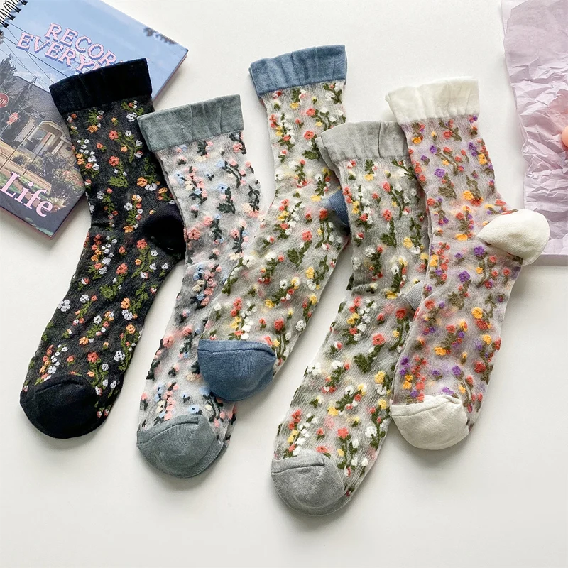 Skarpetki damskie cienkie letnie nowe nowość kolor modne damskie przezroczyste skarpetki oddychające koreańskie stylowe dziewczęce skarpetki w kwiaty nowoczesne