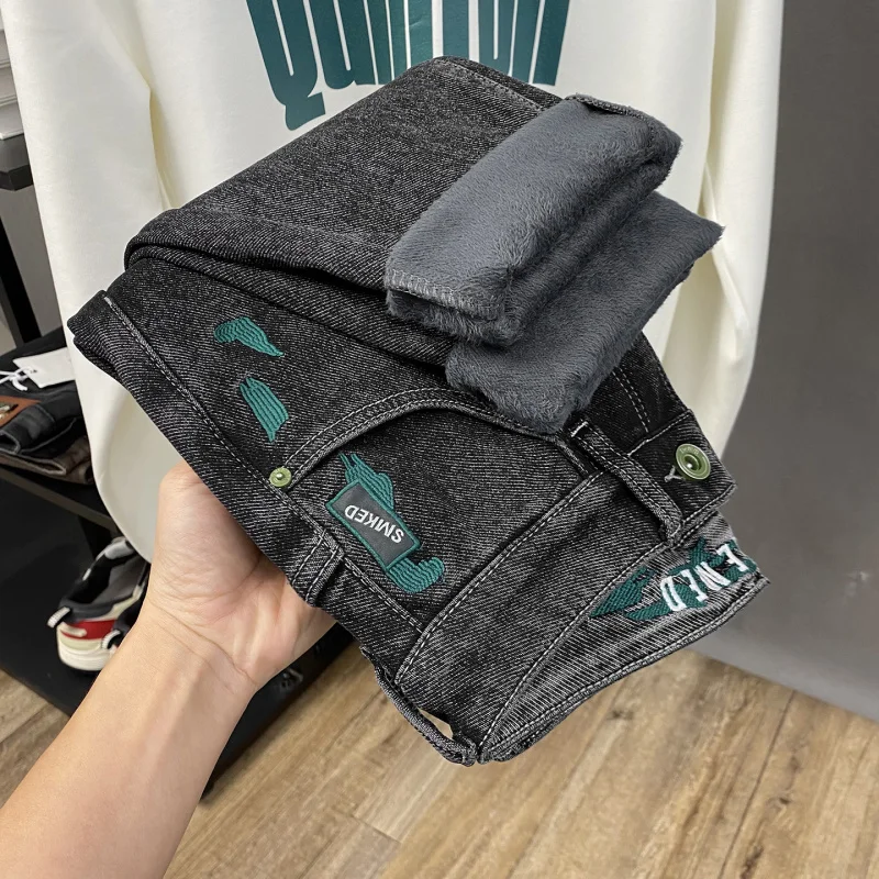 Winter Warm and Velvet Jeans for Men 2025 New Style Trendy Embroidered Casual Small Feet Slimming Thick Elastic Pants