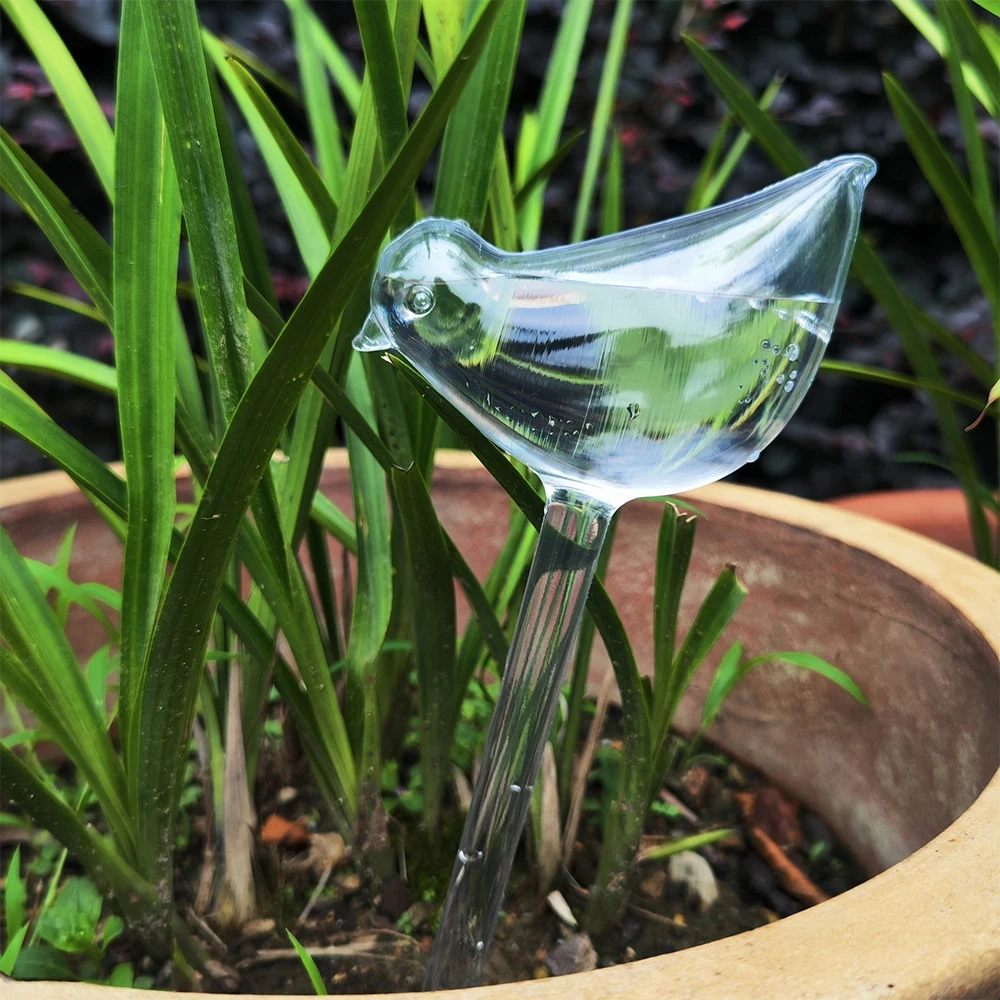 

3PCS Bird Shape Automatic Watering Spikes - Vacation Plant Drippers for Potted Plants, Balcony Garden, No Battery Needed, Water