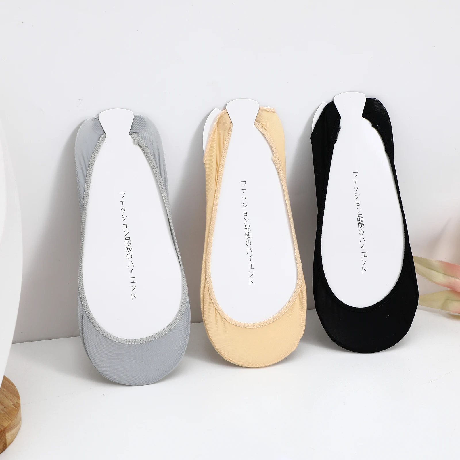

Low Cut No Show Socks Anti Slip Half Shallow Mouth Running Woman Flat Boat Line