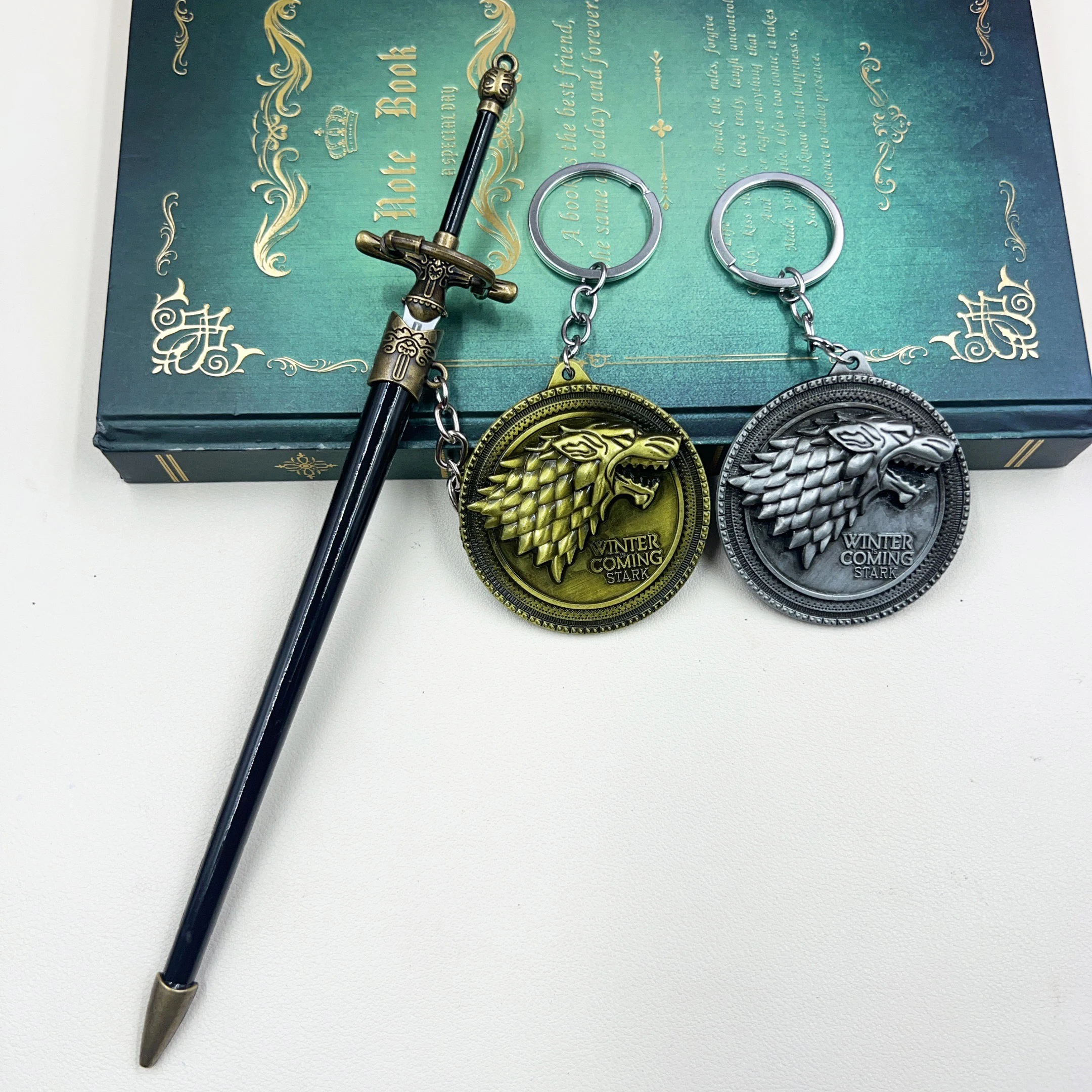 22 سنتيمتر حصلت على سلسلة المفاتيح السيف المعدنية مع علبة خشبية المسلسلات التلفزيونية الأمريكية الظلام شقيقة الفجر Longclaw 1:6 القرون الوسطى السيف نموذج الحرف اللعب #6