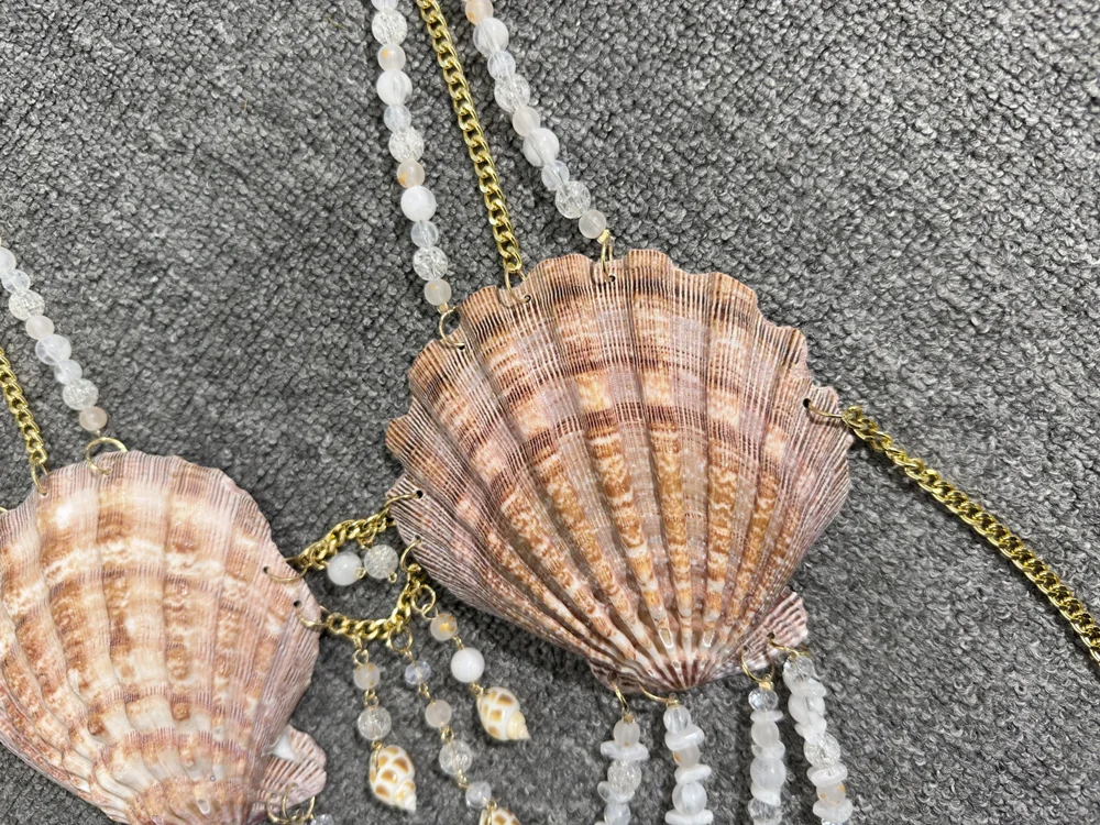 Y2K تسخير المحاصيل الأعلى عارية الذراعين صدف بيكيني أعلى الصدرية الشاطئ مجوهرات تانك الأعلى حورية البحر قذيفة الجسم سلسلة Bralette سترة الصيف