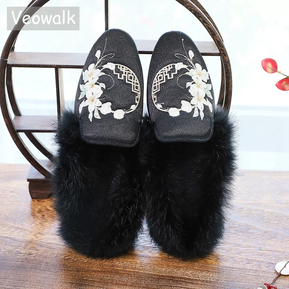 

Veowalk/зимние теплые пушистые женские модные хлопковые шлепанцы на плоской подошве с вышивкой, прогулочная обувь с острым носком для элегантных дам