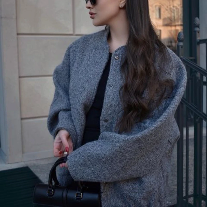 

Европейское и американское женское повседневное цветное однобортное свободное и удобное пальто с длинными рукавами и воротником-стойкой с большим карманом