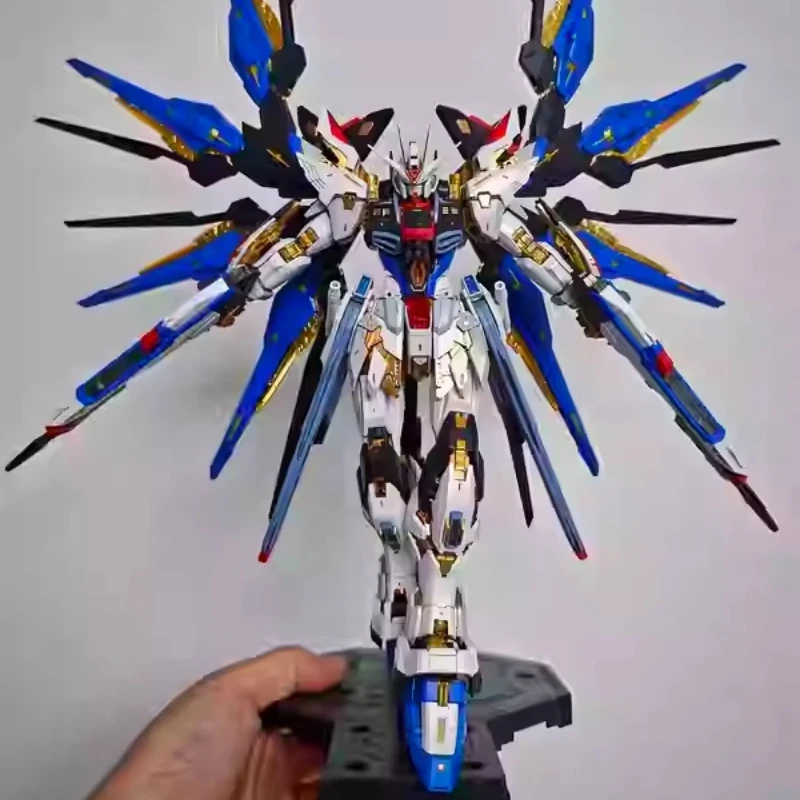 

Changlong Mgex Assault Freedom 1/100 Assembled Model Handmade Toy Mech Model Boy Special Gift Water Sticker Bracket