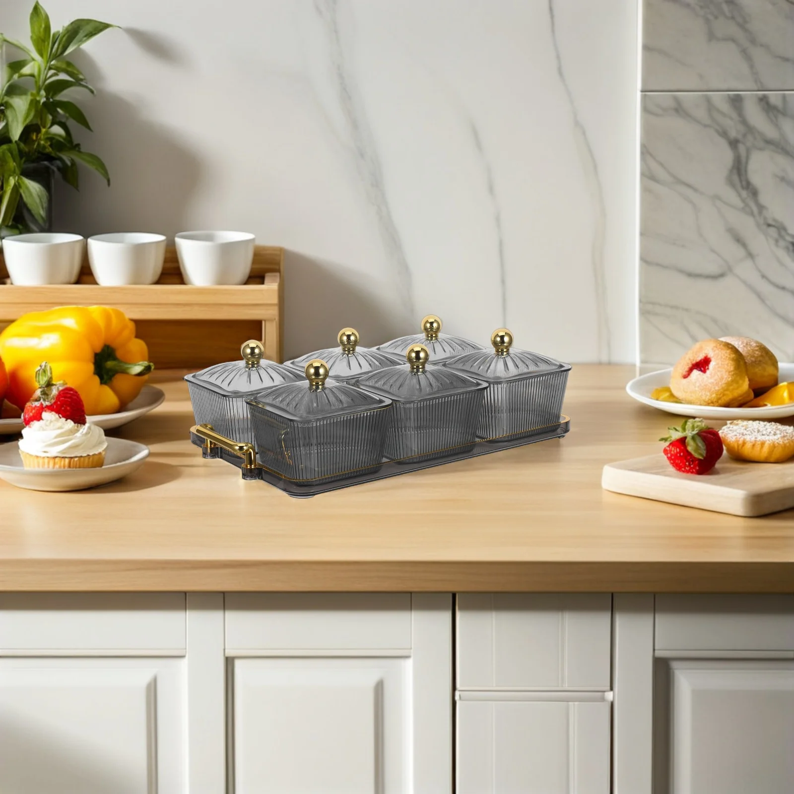 

6-Compartment Snack Platter Airtight Divided Serving Tray For Party Appetizers Stackable Dry Fruit Organizer Transparent