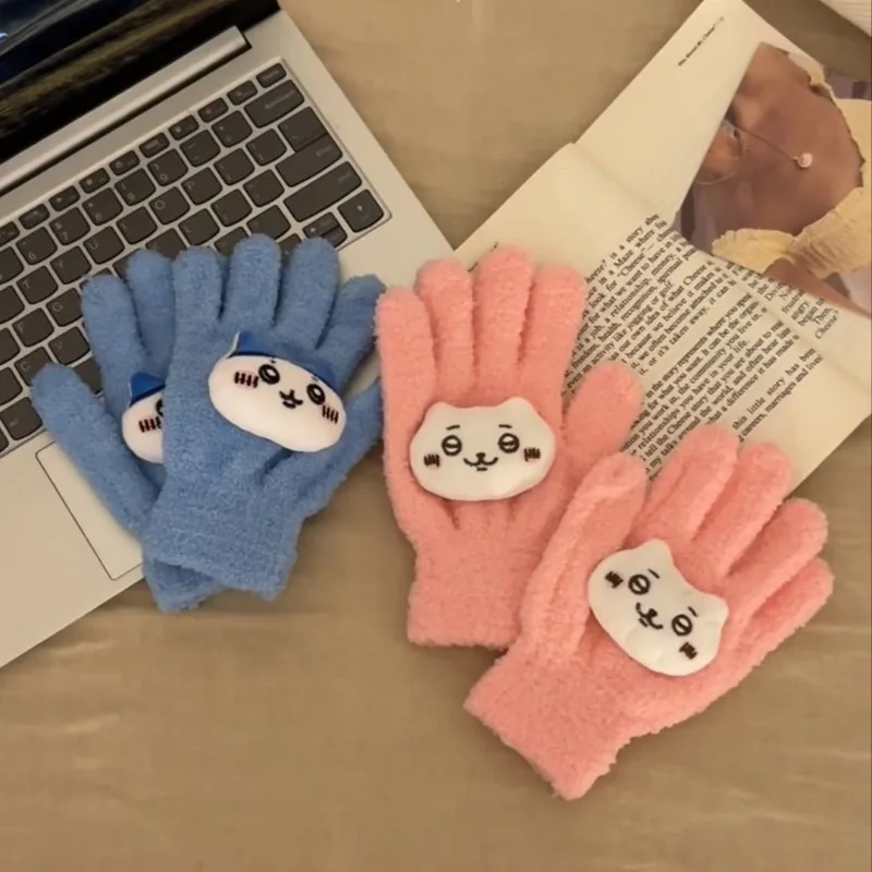 Cute Chiikawa Coral Fleece Warm Gloves Cartoon Hachiware Usagi Thick Full Finger Gloves Exquisite Student Winter Gloves